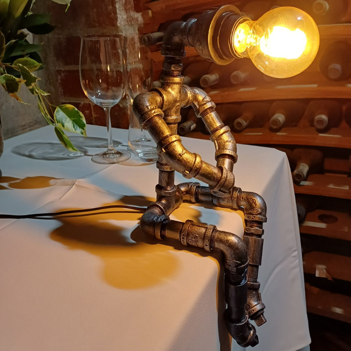 ROBOT LAMP - Thinker