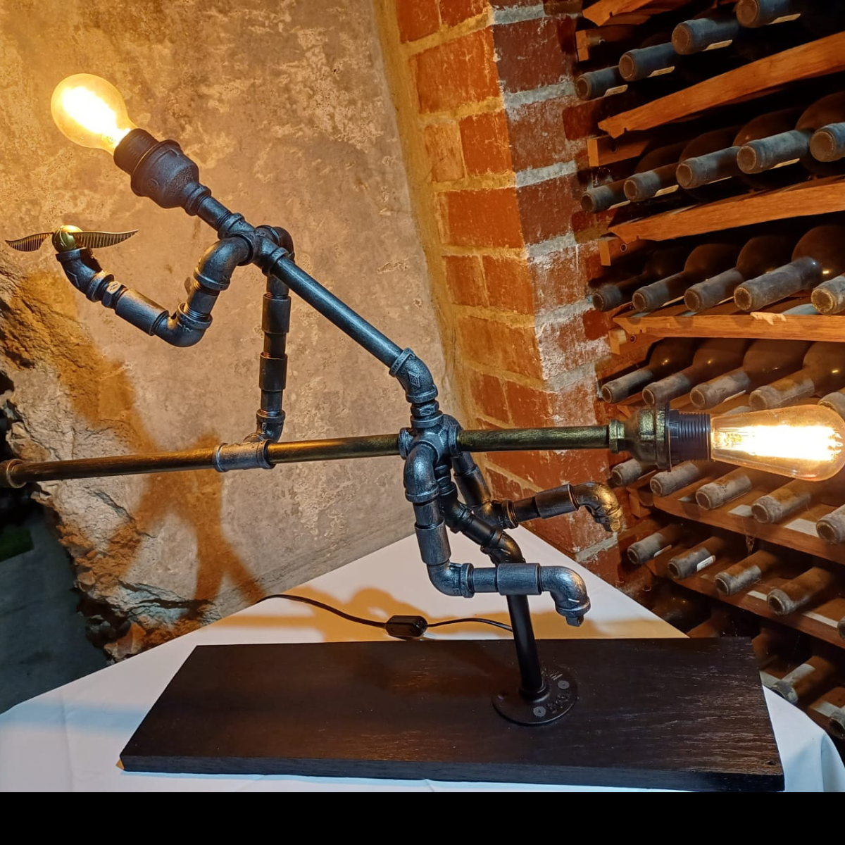 ROBOT LAMP - Hairy Plumber