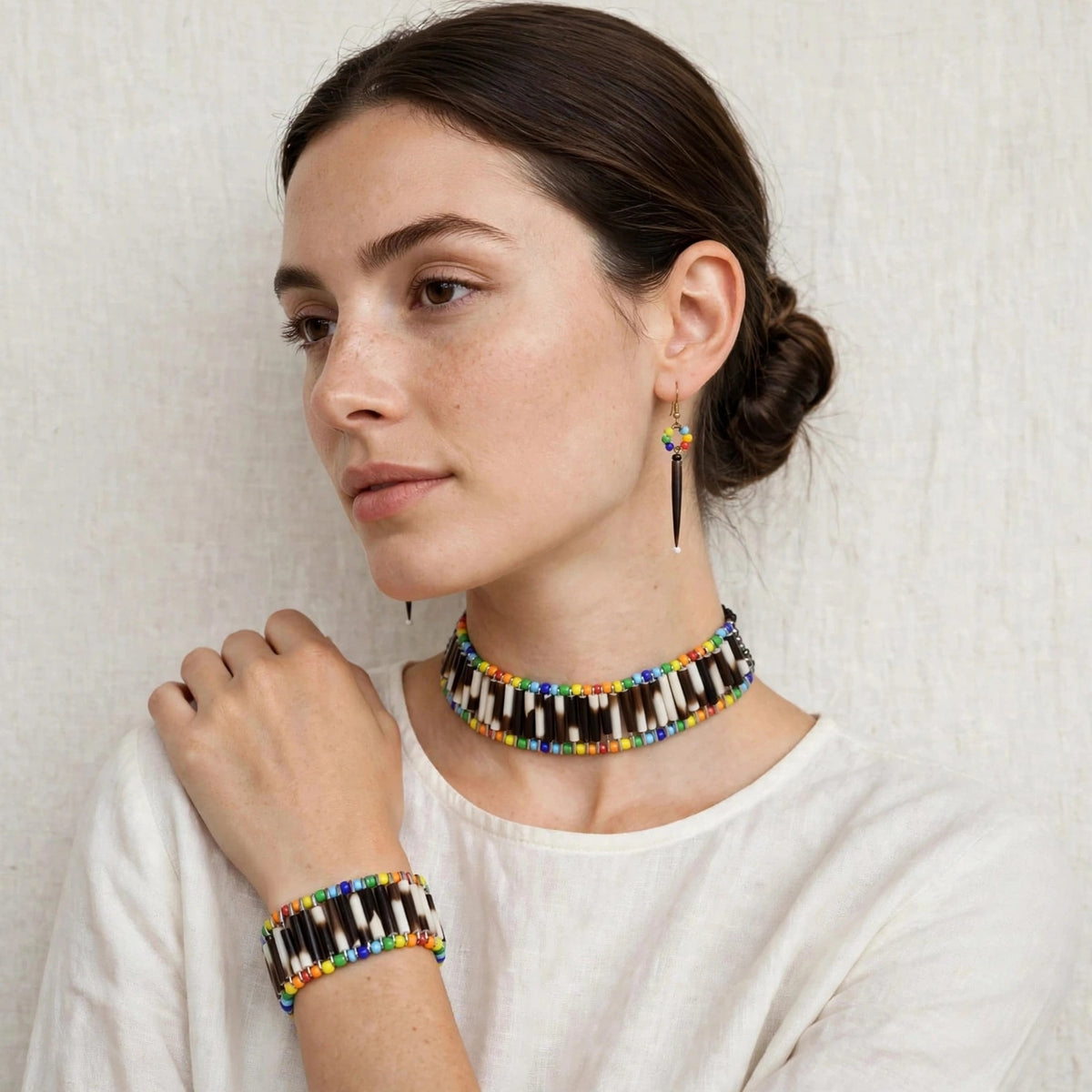 NECKLACE - Rainbow and black beads - Porcupine quill